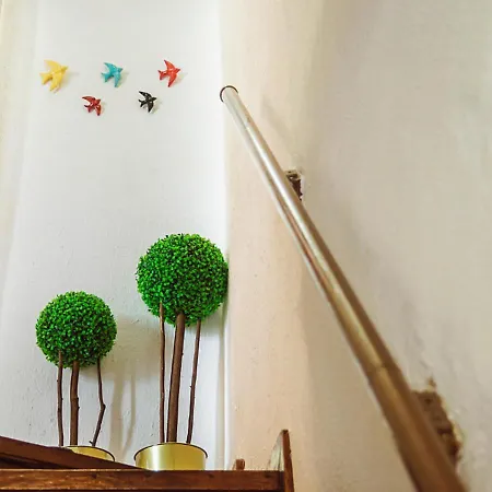 Apartment Beco Do Melo, A Traditional Building In Alfama Lisbon