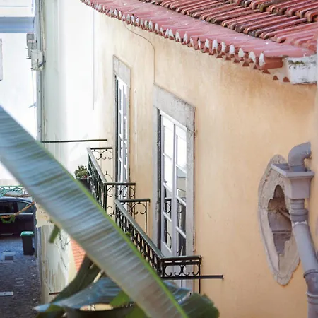 Apartment Beco Do Melo, A Traditional Building In Alfama *