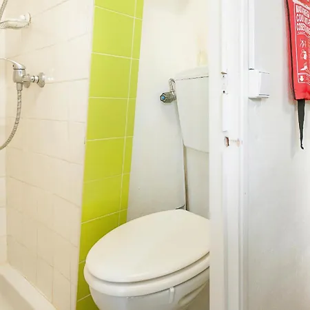 Beco Do Melo, A Traditional Building In Alfama Apartment Lisbon