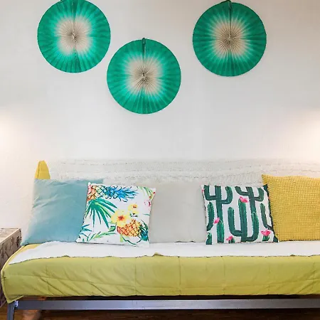 Beco Do Melo, A Traditional Building In Alfama Apartment Lisbon