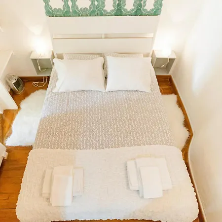 Beco Do Melo, A Traditional Building In Alfama Apartment *