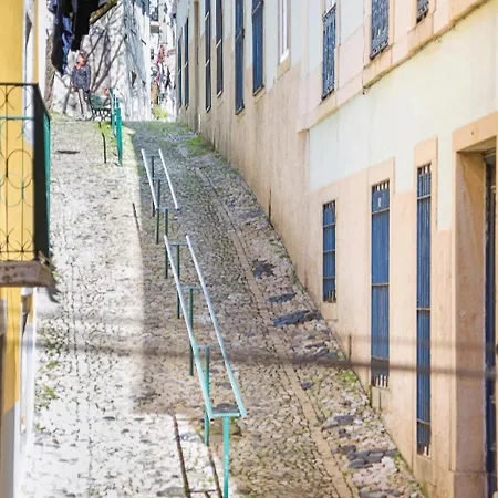 Beco Do Melo, A Traditional Building In Alfama Apartment *