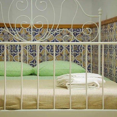 Appartement Beco Do Melo, A Traditional Building In Alfama